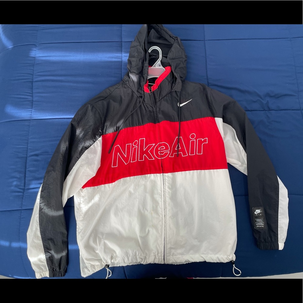Nike wind breaker